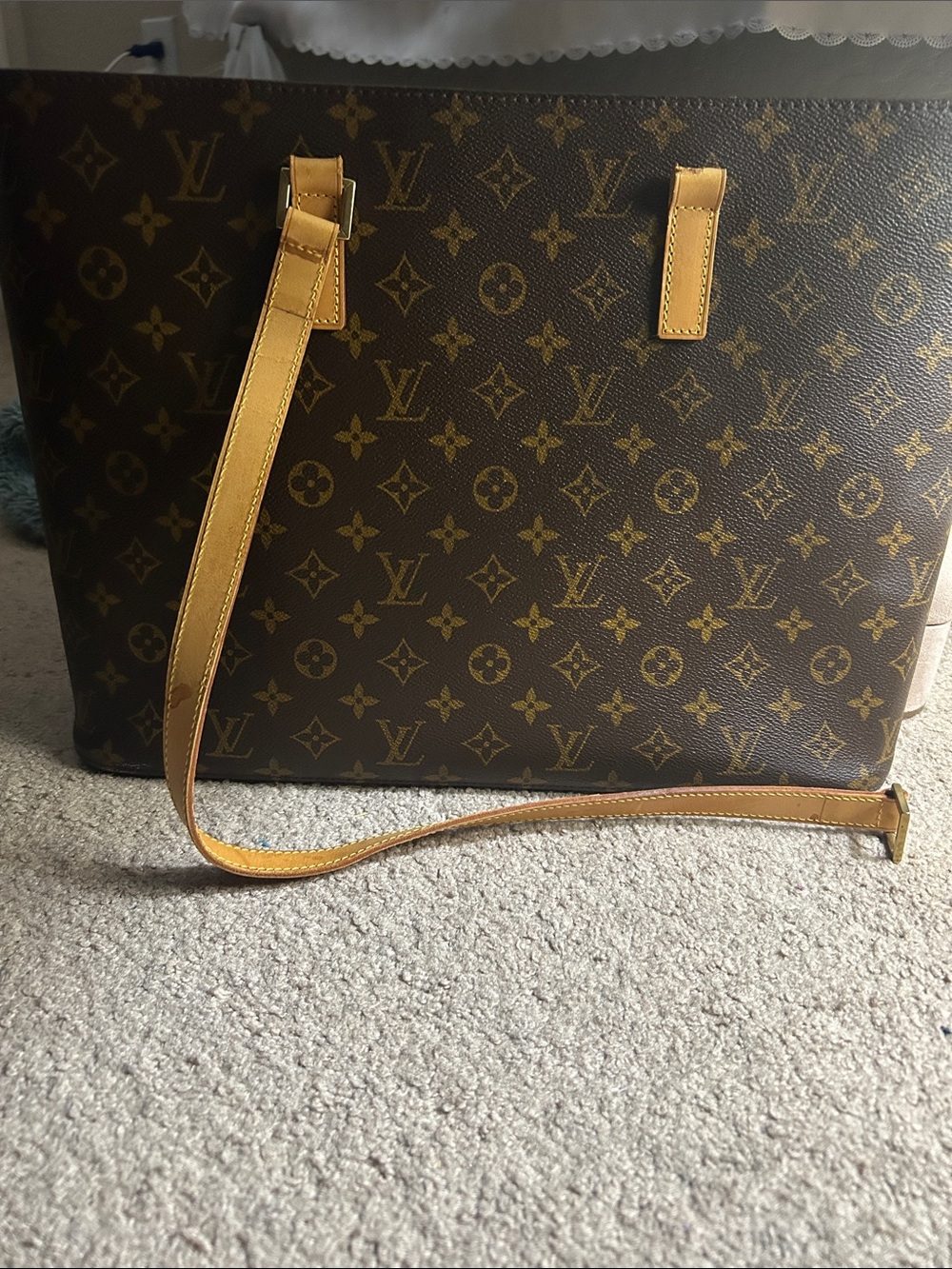 Louis Vuitton Monogram Canvas Brown Tote with Natural Vachetta Handle